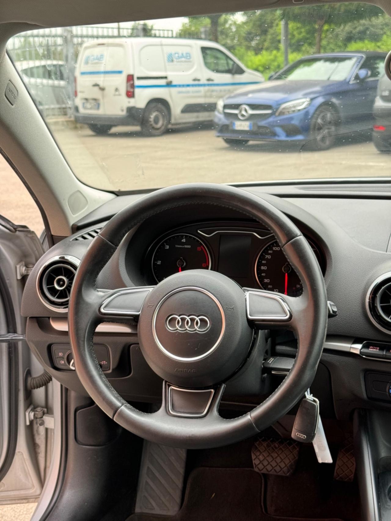 Audi A3 1.6 TDI S tronic Ambition