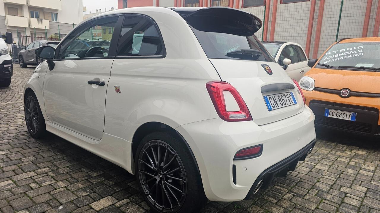 Abarth 595 1.4 Turbo T-Jet 165 CV