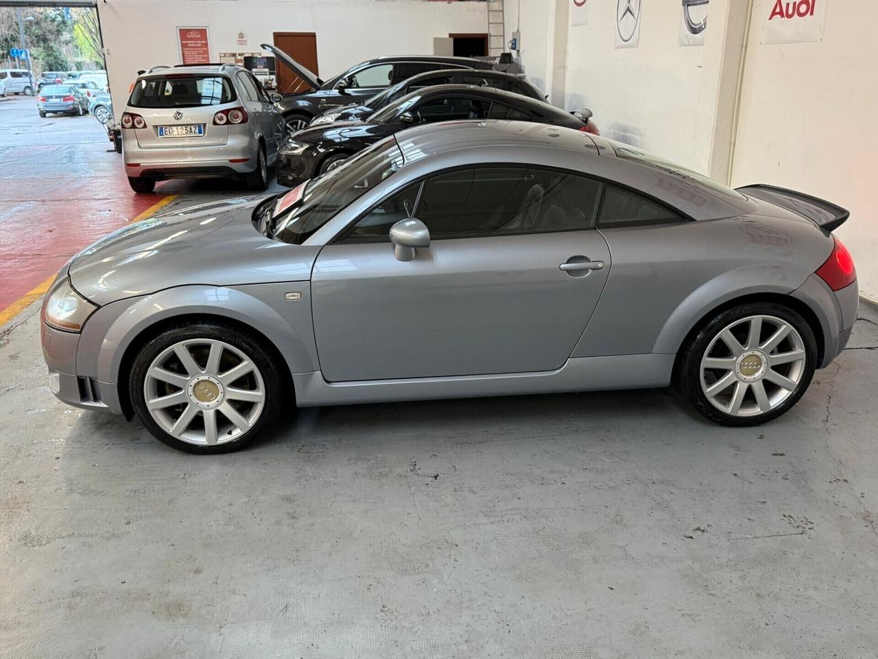 Audi TT Coupé 3.2 V6 cat quattro
