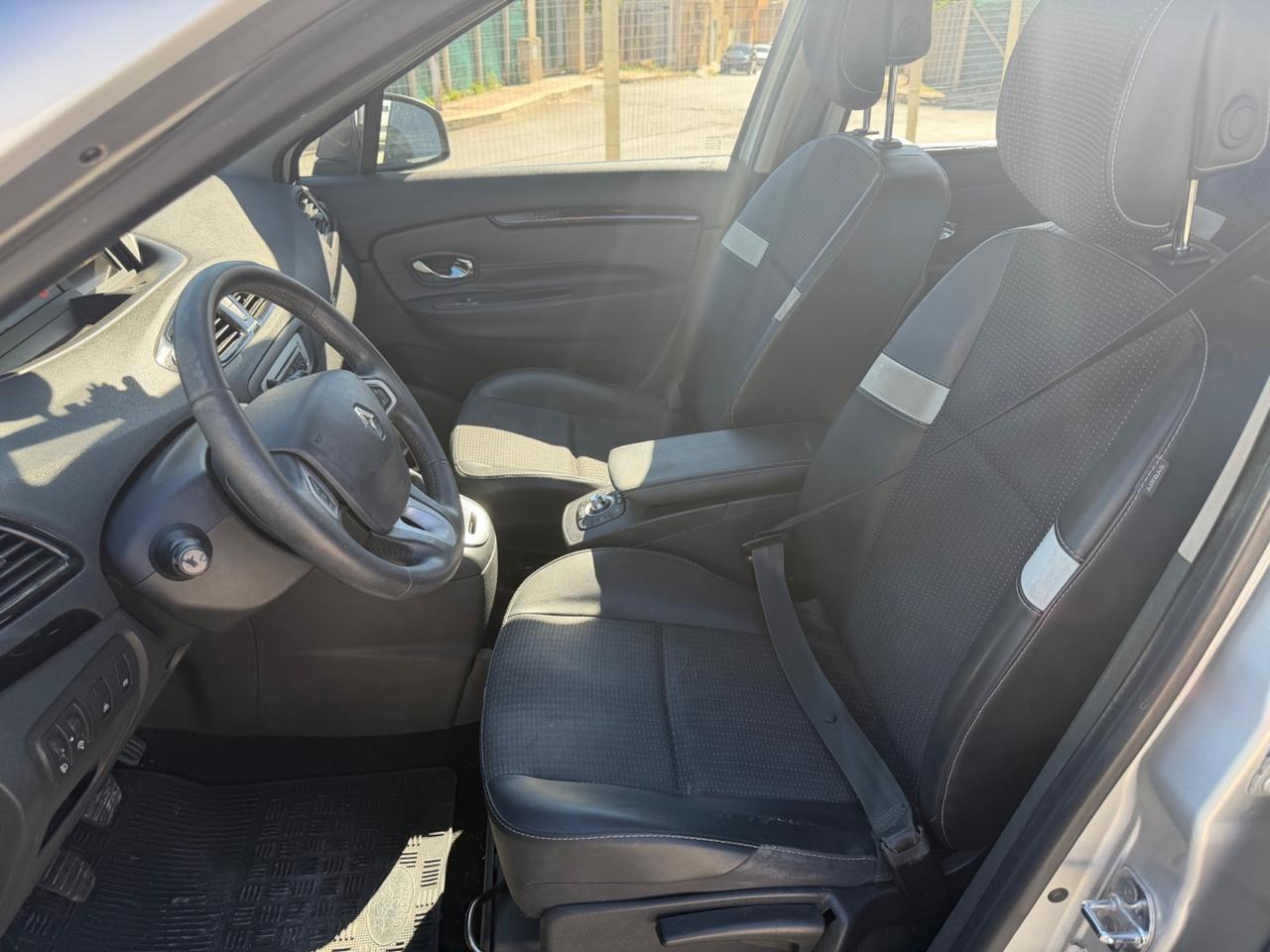 Renault Scenic Scénic XMod 1.5 dCi 110CV EDC Live