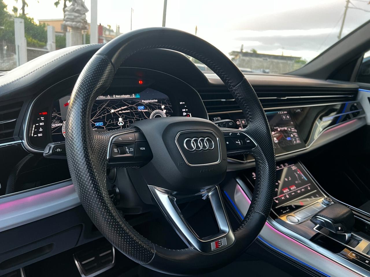 Audi Q8 50 TDI 286 CV Quattro-2XS LINE-TOTAL BLACK