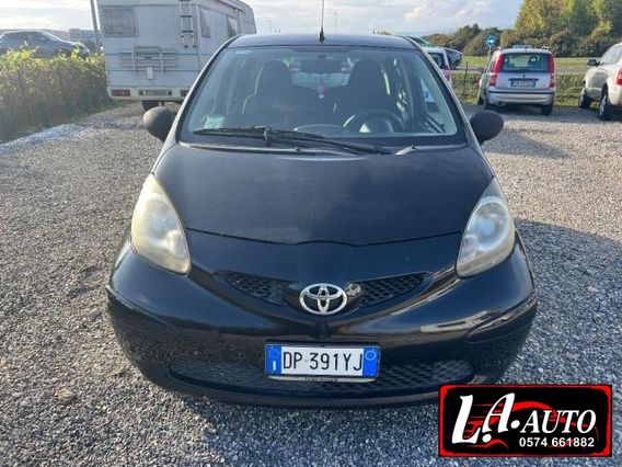 TOYOTA - Aygo 1.0 Sol 5p m-mt