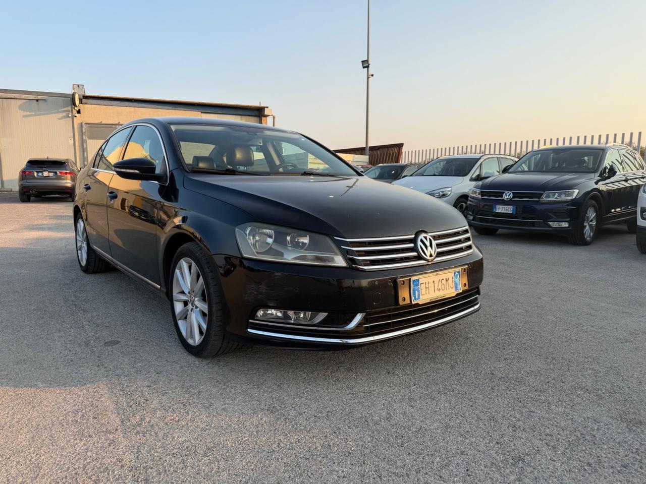VOLKSWAGEN PASSAT 2.0 TDI DSG 140 BERLINA FULL