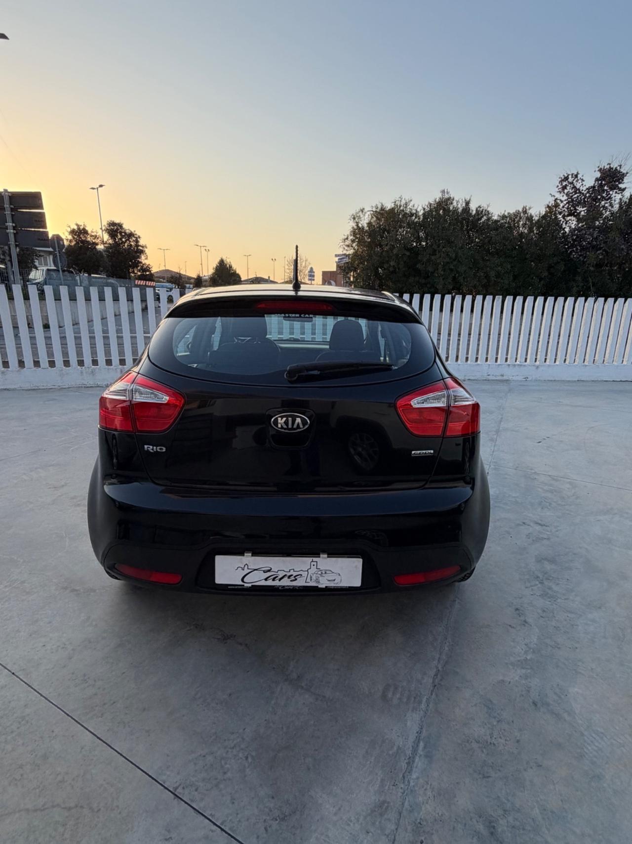 Kia Rio 1.1 CRDi 5p. Cool