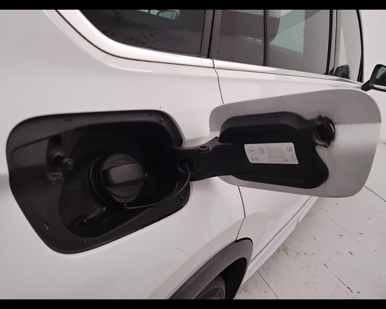 VOLKSWAGEN Tiguan II 2021 - Tiguan 1.5 tsi R-Line 150cv dsg