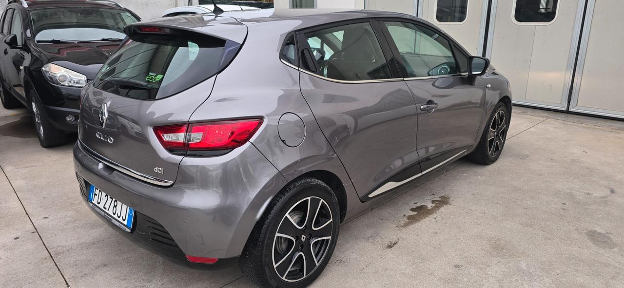 Renault Clio dCi 8V 90CV EDC Start&Stop 5 porte Energy Intens