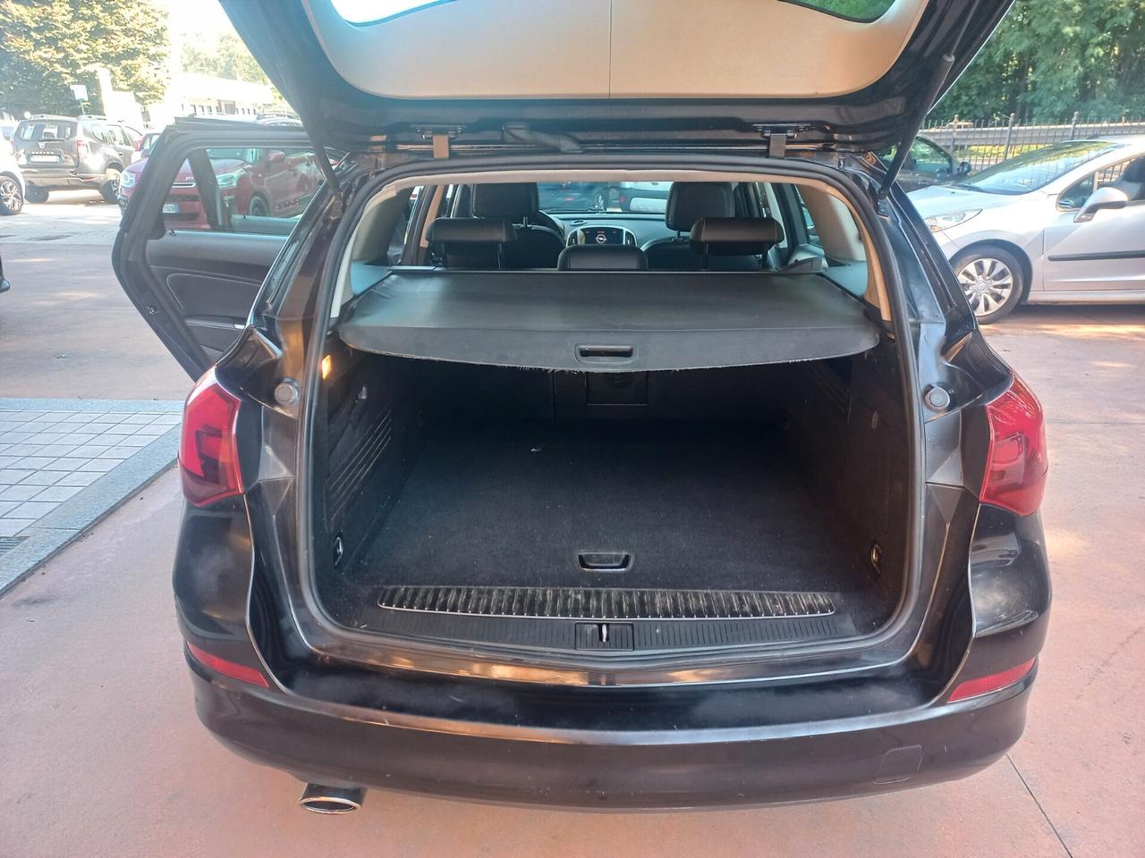 Opel Astra 1.4 Turbo 140CV Sports Tourer Cosmo