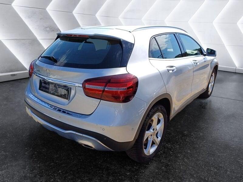 Mercedes-Benz GLA 200 d Sport auto