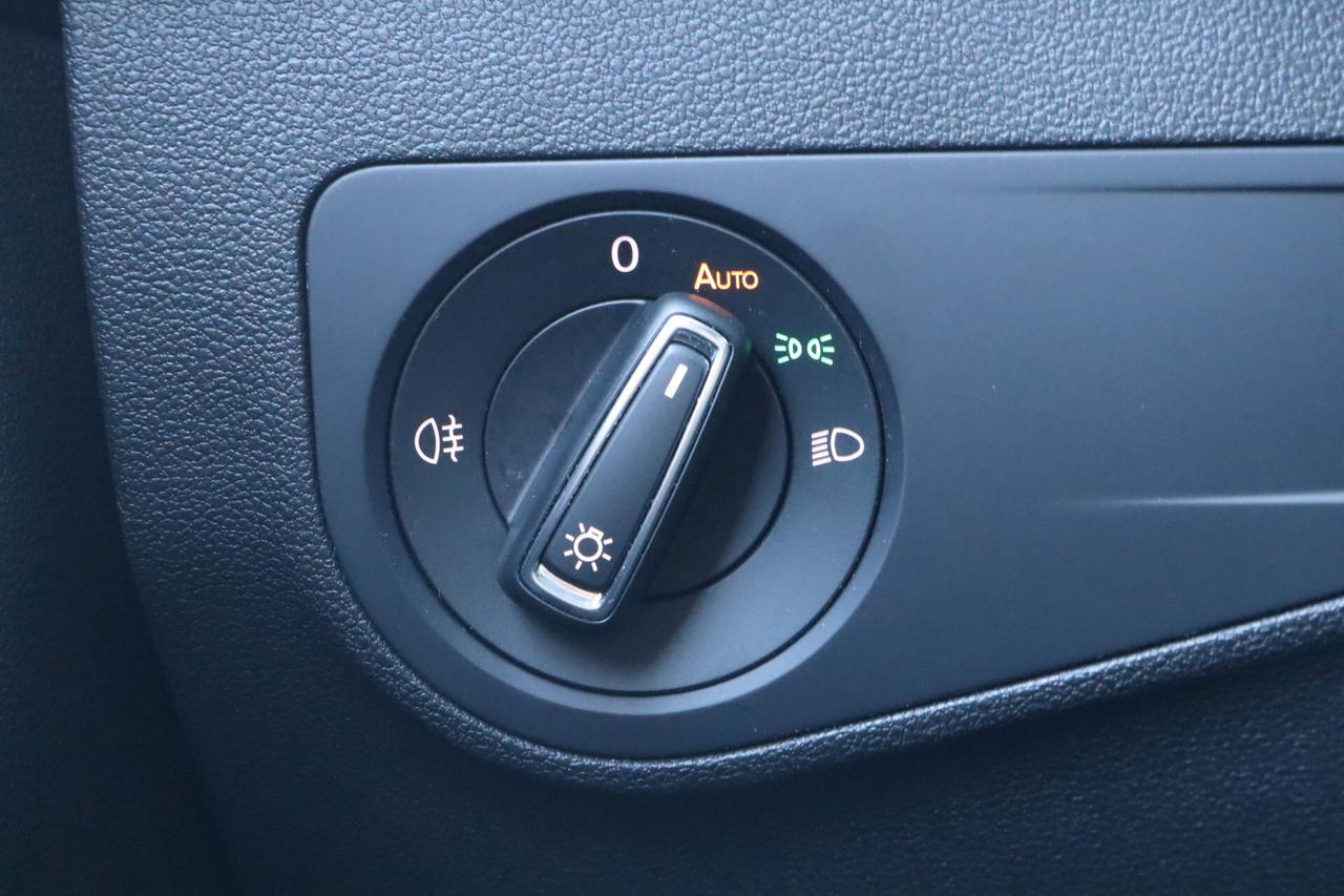 Volkswagen Tiguan 1.5 TSI LIFE ACC LED SOLO 29.000 KM!