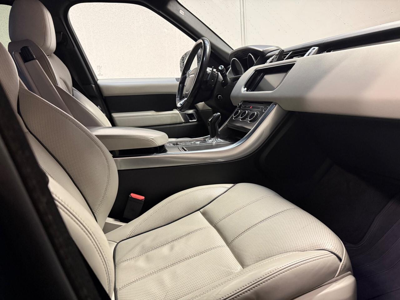 Land Rover Range Sport 3.0 TDV6 HSE