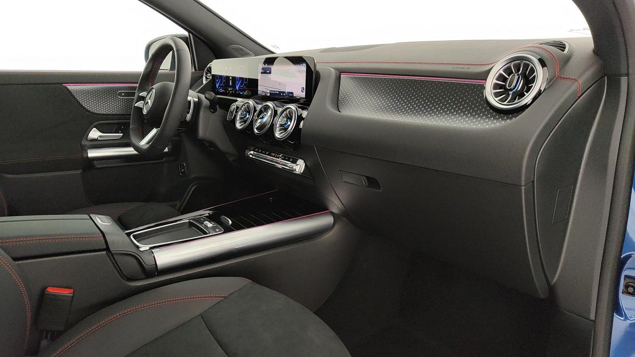 Mercedes-Benz EQA 250+ AMG Line Advanced