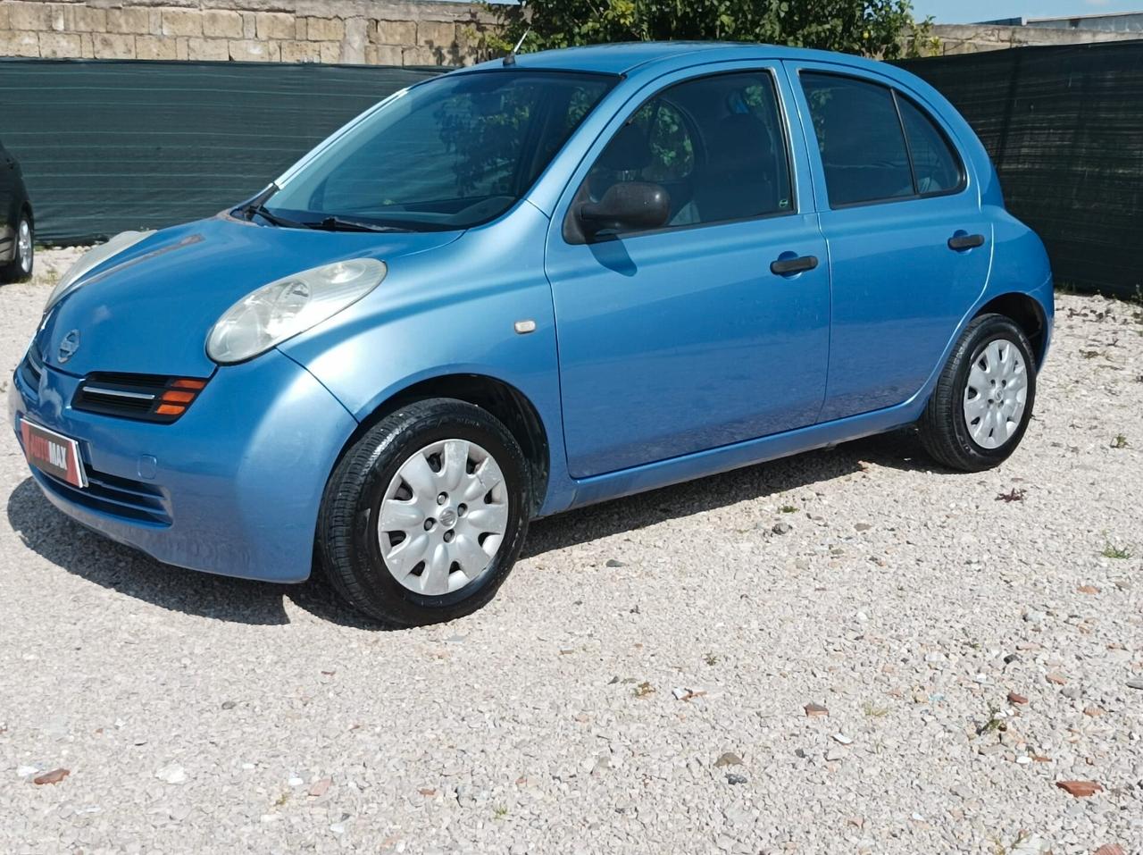 Nissan Micra 1.0 16V 5 porte Visia