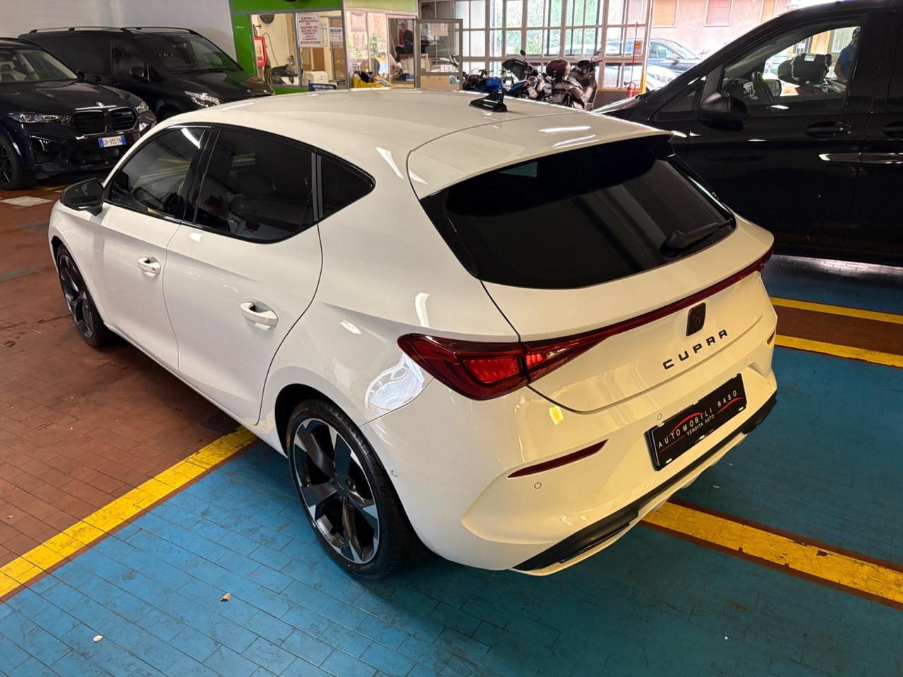 Cupra Leon 1.5 Hybrid 150 CV DSG