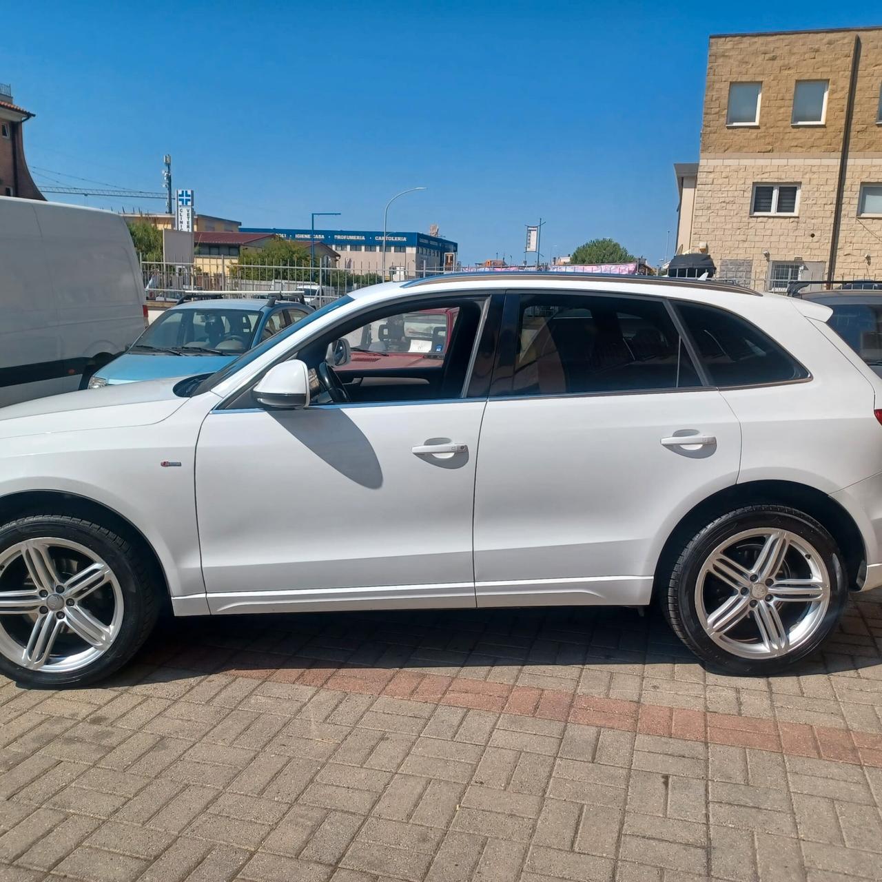 PERFETTA Q5 2.0 TDI AUTOMATICA 4X4