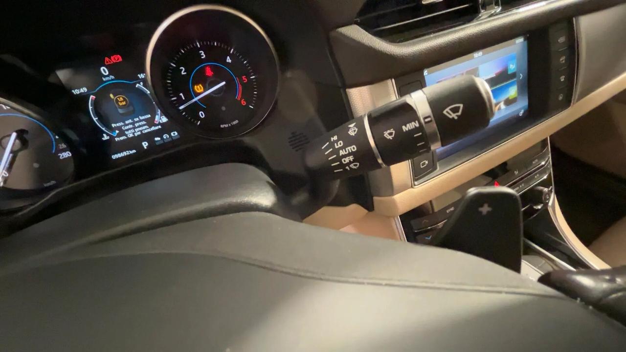 Jaguar XF 2.0 D E-Performance Prestige