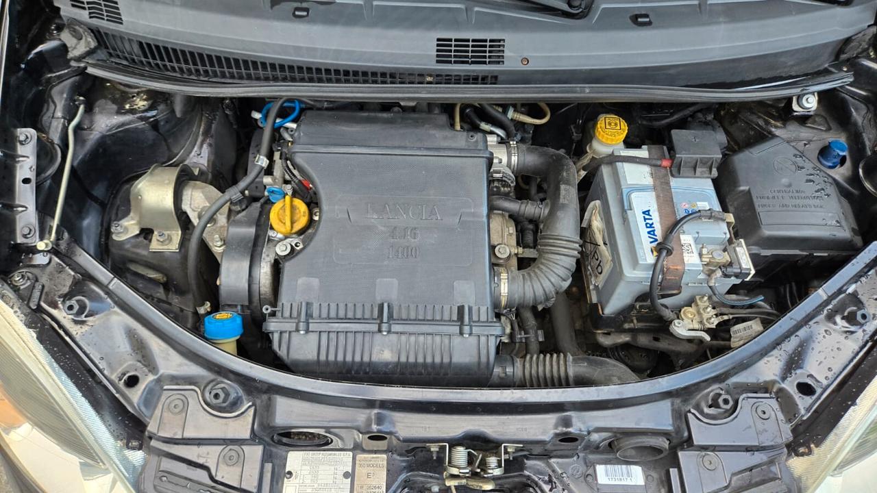 Lancia MUSA 1.4 16V 5th Avenue