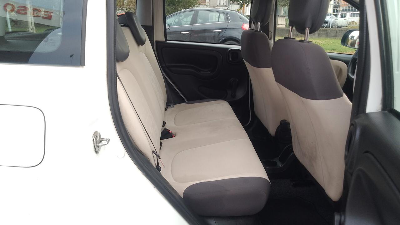 Fiat Panda 0.9 TwinAir Turbo Natural Power Lounge 14