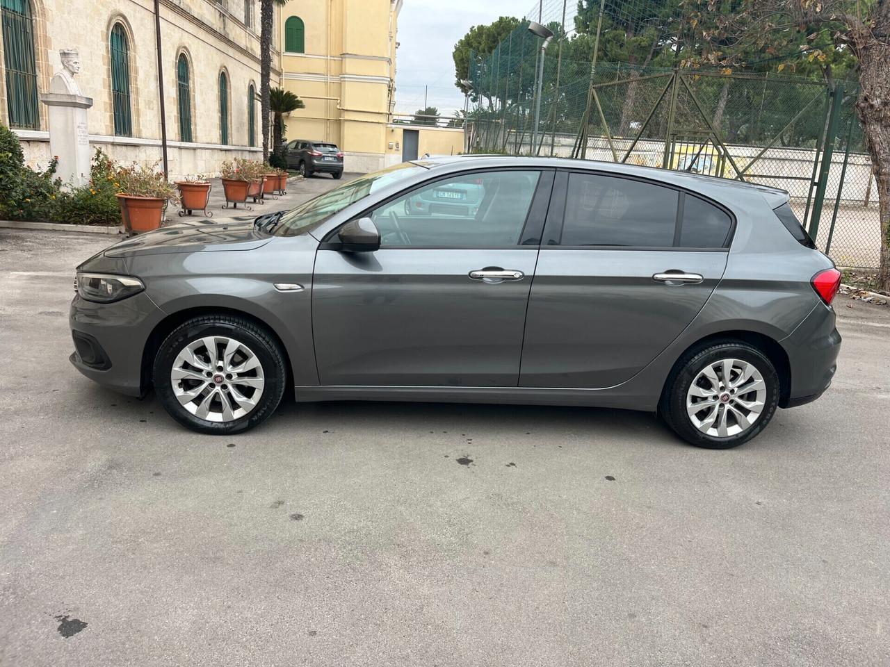 Fiat Tipo 1.6 MTJ EMOTION CV 120 S&S Garantita