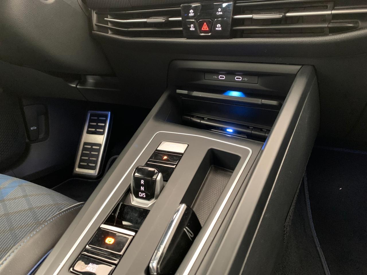 Volkswagen Golf 2.0 TSI DSG 4Motion R