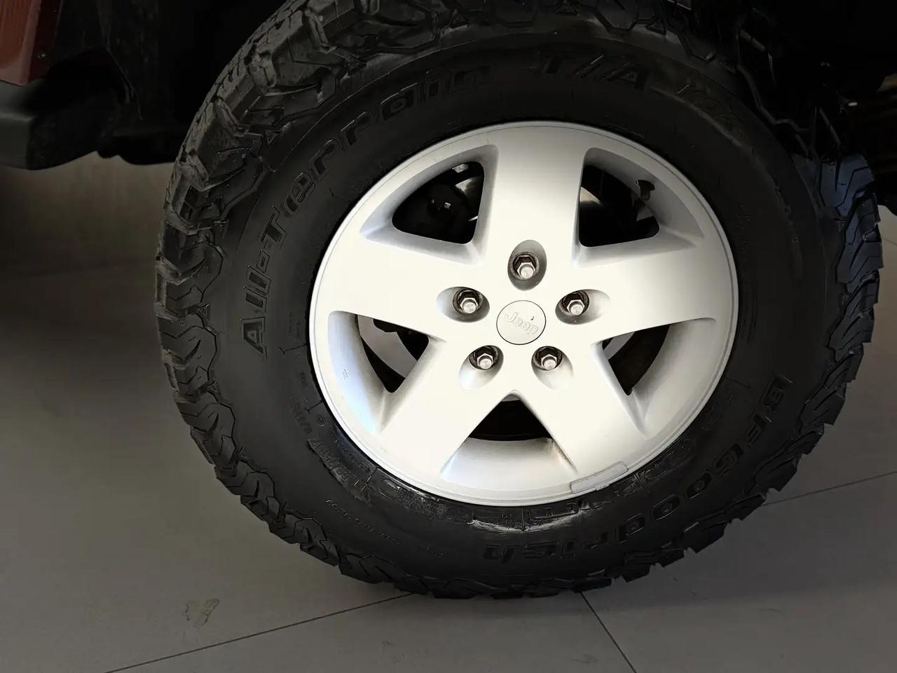 Jeep Wrangler 2.8 CRD SAHARA UNLIMITED PARI AL NUOVO