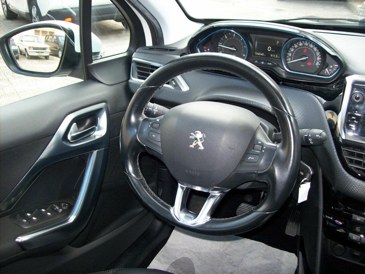 Peugeot 2008 1.5 BlueHDi 120CV EAT6 Allure Navy