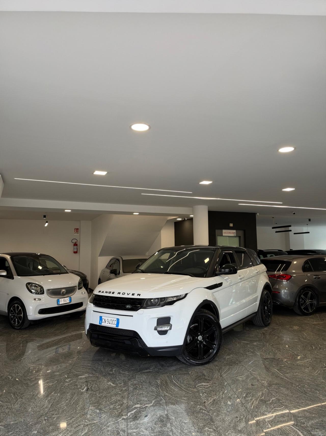 Land Rover Range Evoque 2.2 TD4 5p. Pure Tech Pack