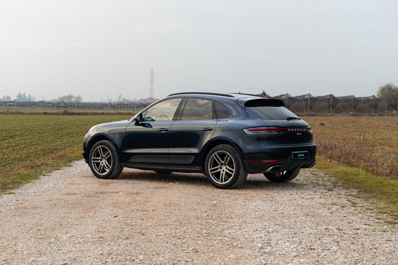 Porsche Macan - 2020