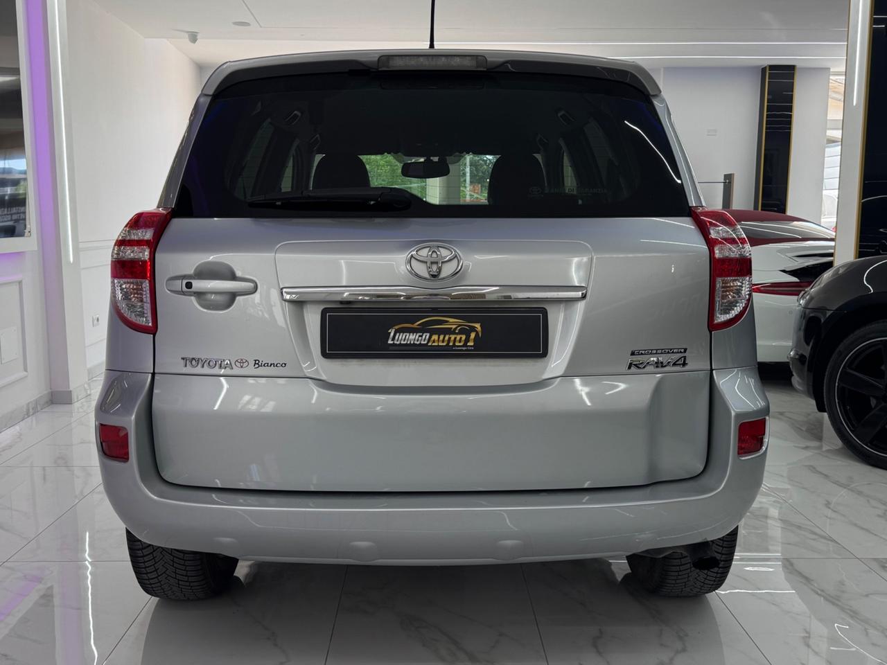 Toyota RAV4 2.2 D-4D 150CV Lounge Iper Full
