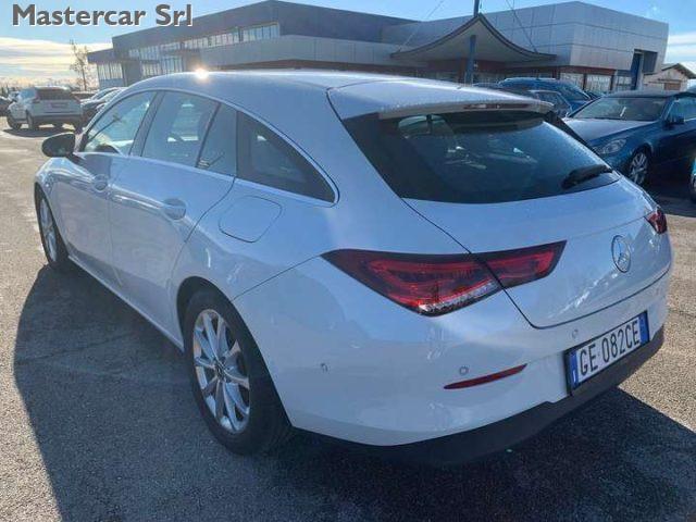 MERCEDES-BENZ CLA 180 CLA Shooting Brake 180 d TETTO d Business GE082CE