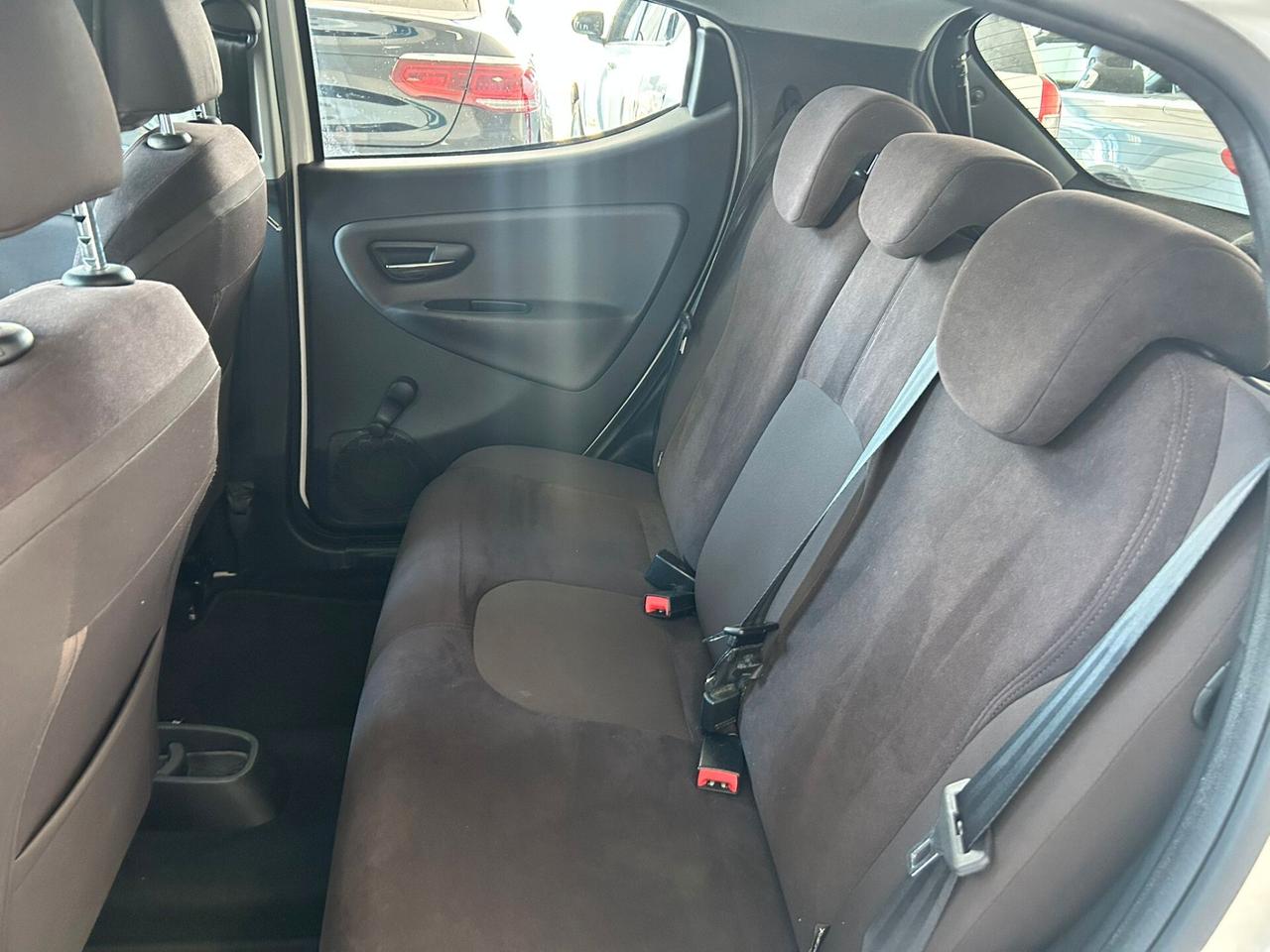 Lancia Ypsilon 1.2 GPL X NEOPATENTATI2013