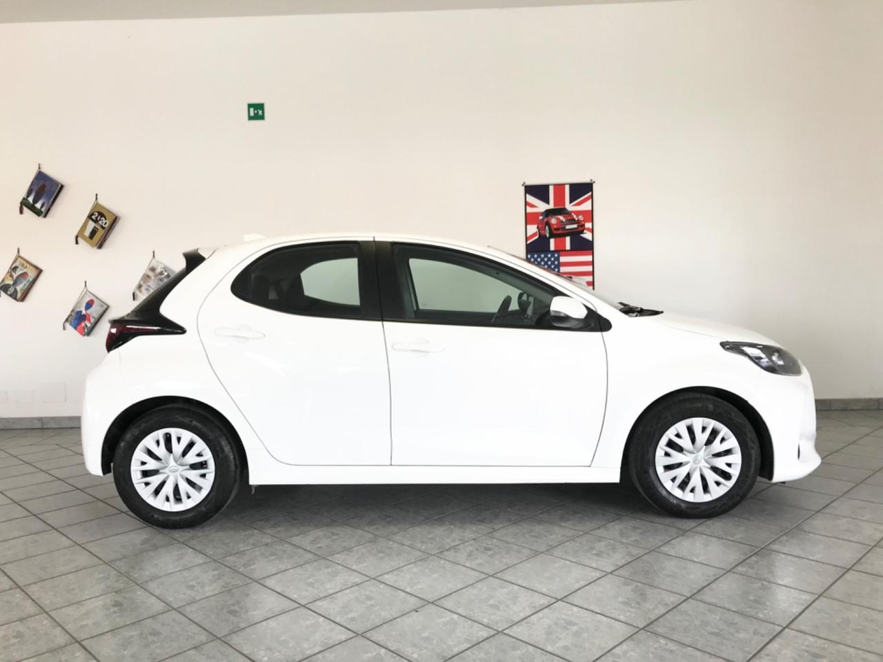 Toyota Yaris 1.0 5 porte Active