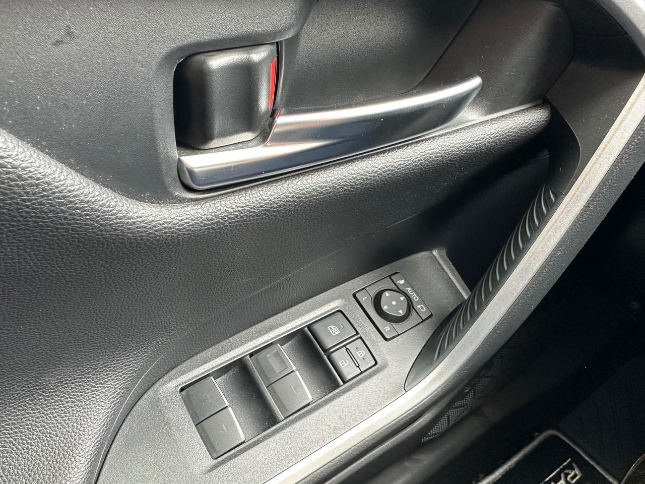 Toyota RAV 4 Active 2.5 VVT-i HEV #10544