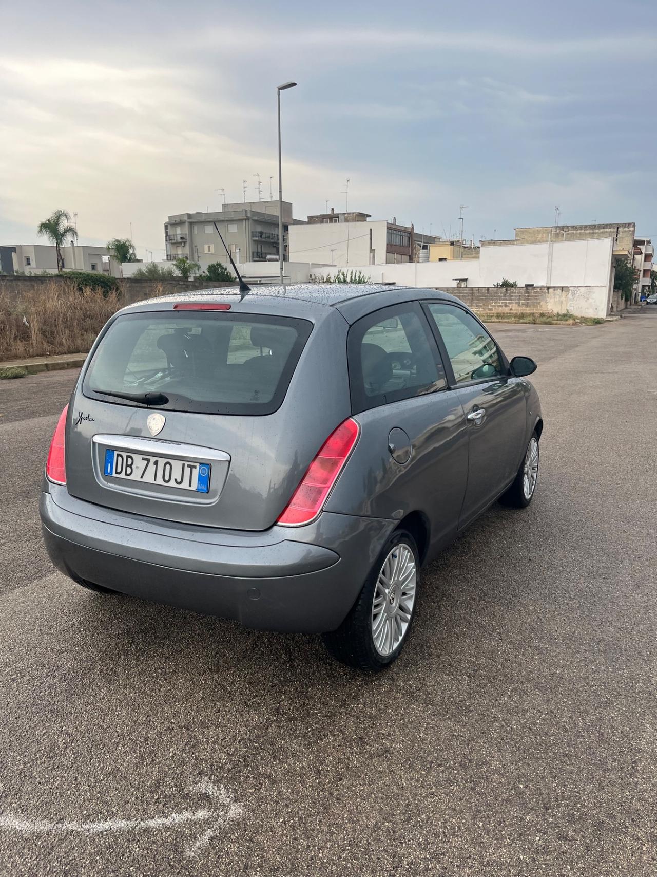 Lancia Ypsilon 1.2 Oro