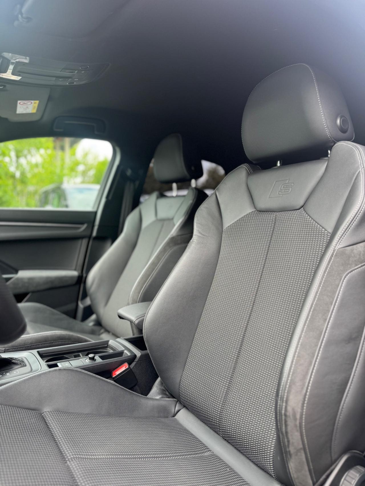 AUDI Q3 SPORTBACK 45 TFSI S TRONIC TOTAL BLACK