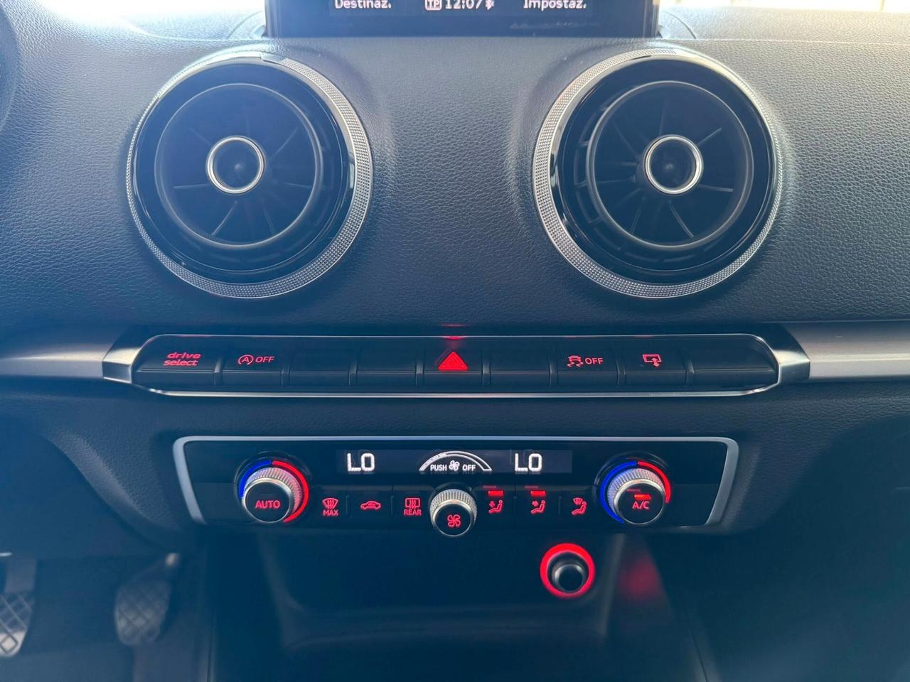 Audi A3 1.6 TDI clean diesel Ambition