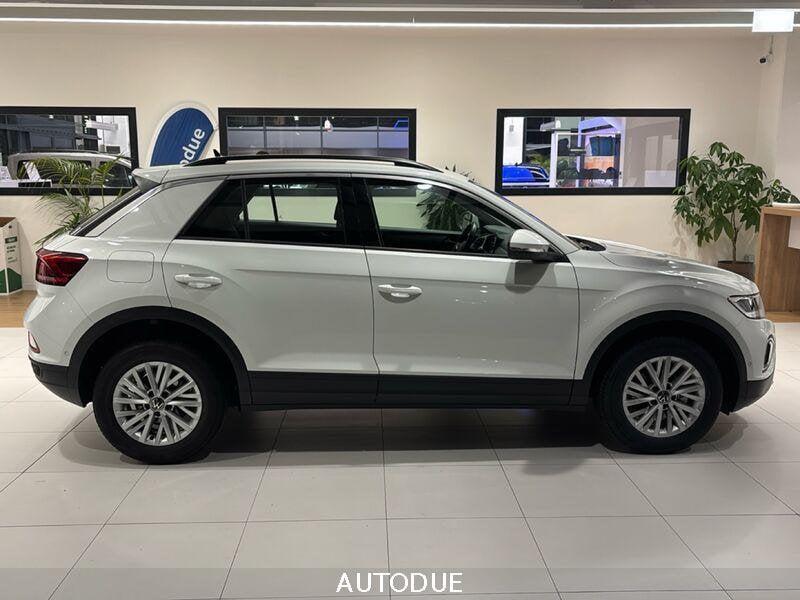Volkswagen T-Roc I 2022 1.0 tsi Life 110cv