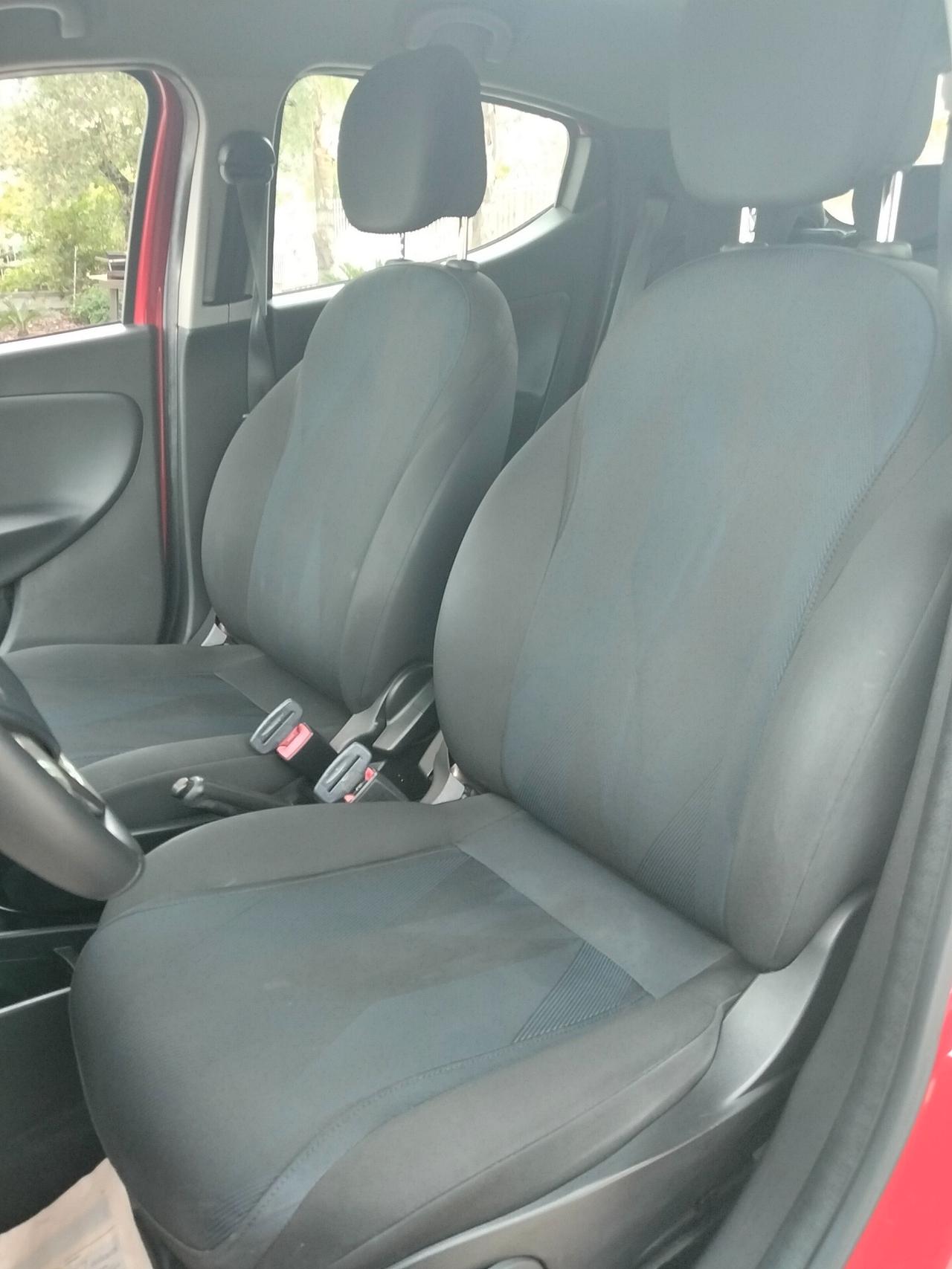 Lancia Ypsilon 1.2 69 CV 5 porte GPL Ecochic Platinum