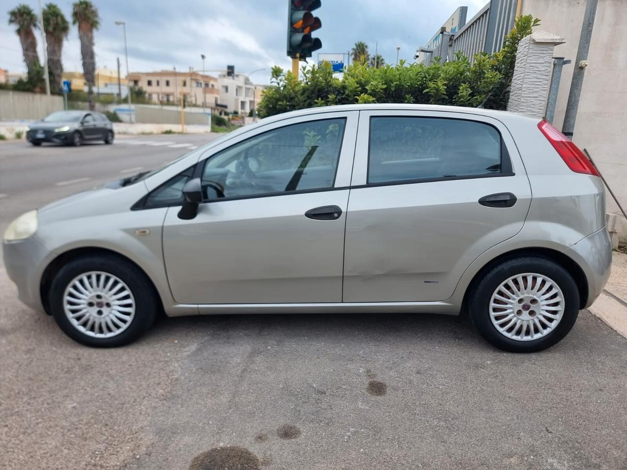 Fiat Grande Punto Grande Punto 1.3 MJT 75 CV 5 porte Active