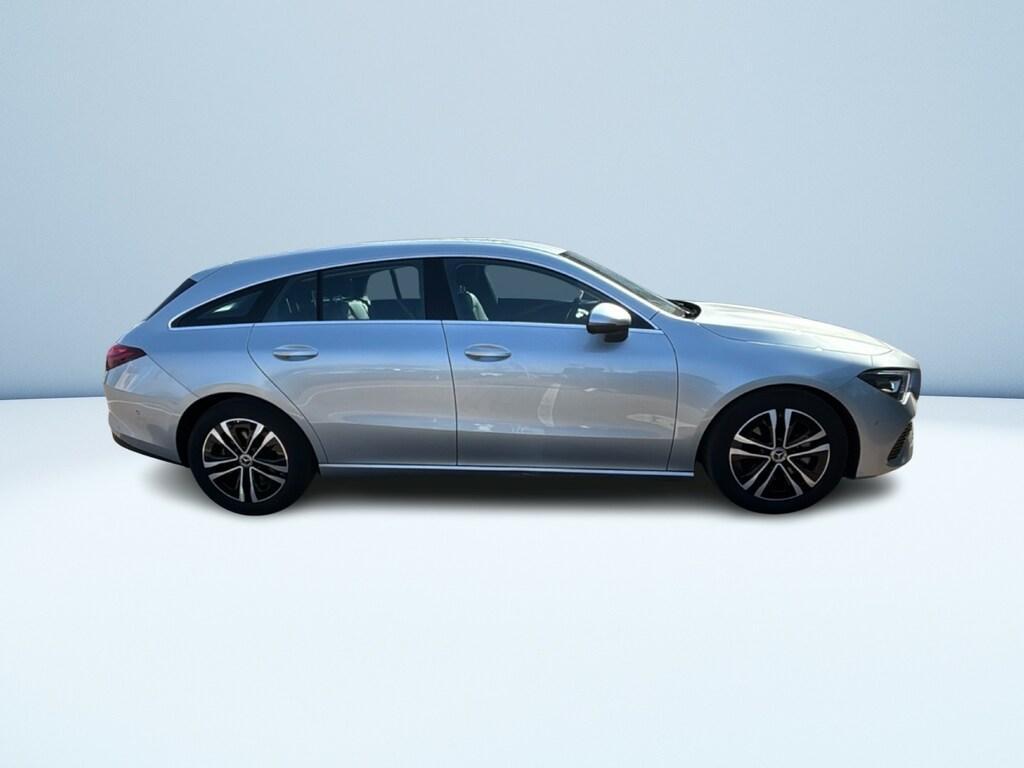 Mercedes CLA Shooting Brake 180 D Advanced 8G-DCT