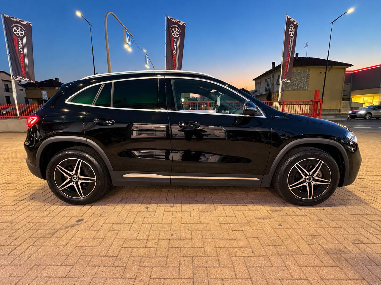 Mercedes-Benz EQA 250 AMG Line Premium GARA #50921