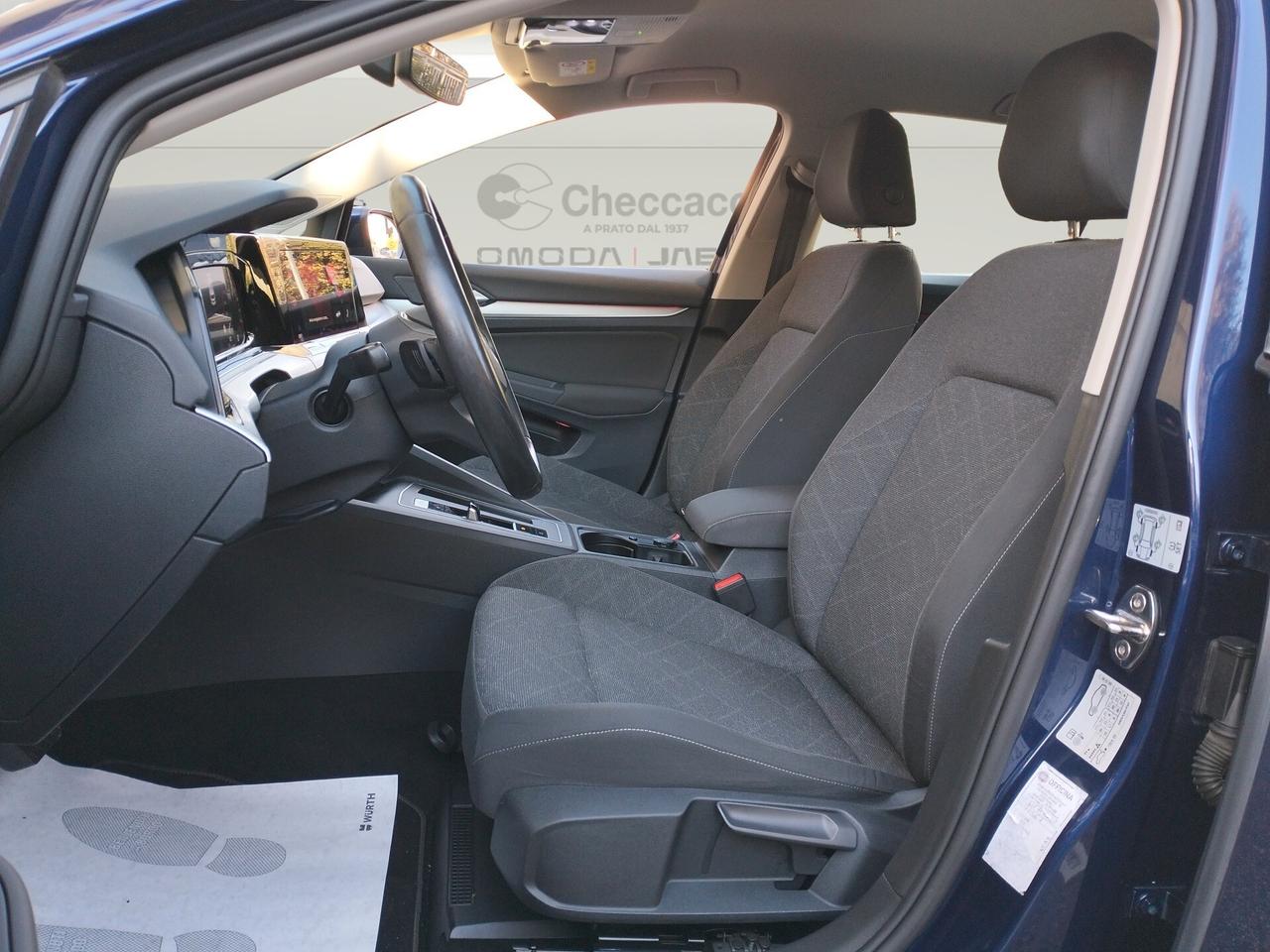 Volkswagen Golf 1.0 eTSI EVO DSG Life * IVA ESPOSTA *