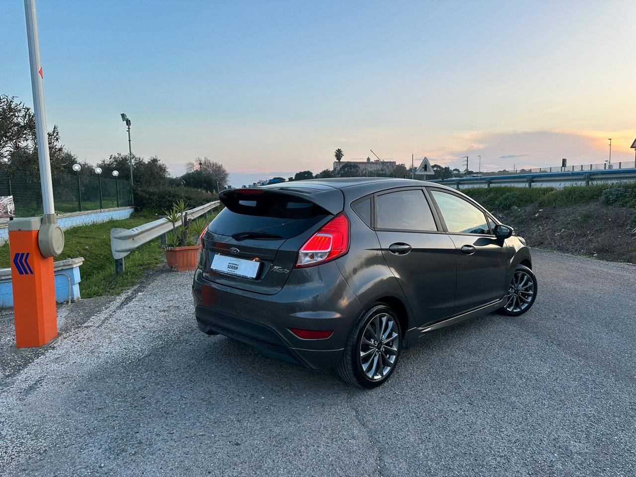 Ford Fiesta 1.5 TDCi 75CV 5 porte ST-Line