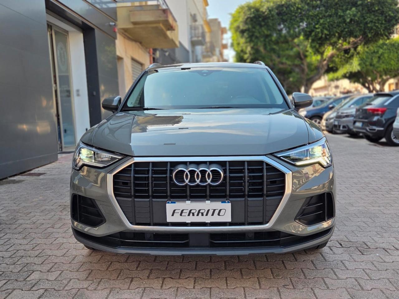 Audi Q3 35 TDI S tronic 150 cv Business