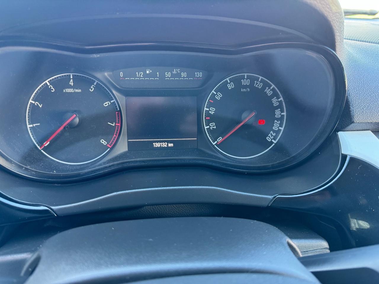 Opel Corsa 1.4 benzina/ GPL