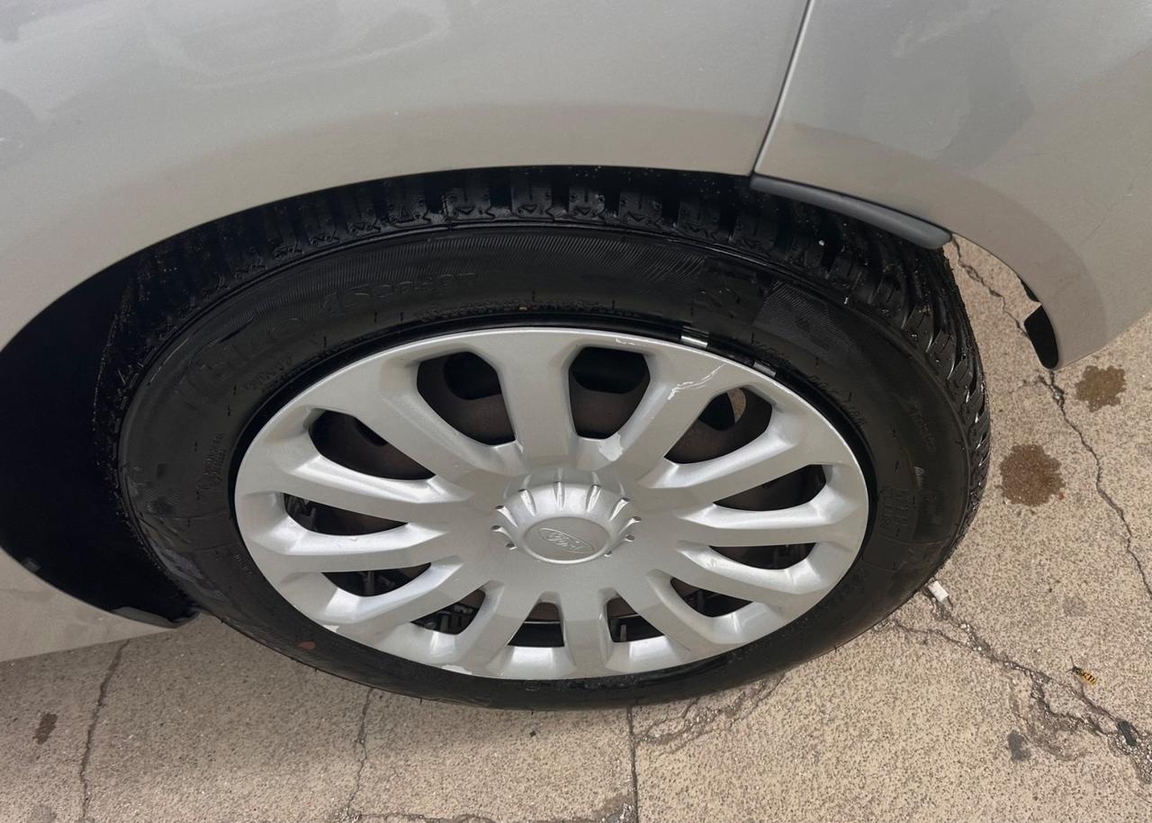 Ford Fiesta 1.0 80CV 5 porte Business 2014