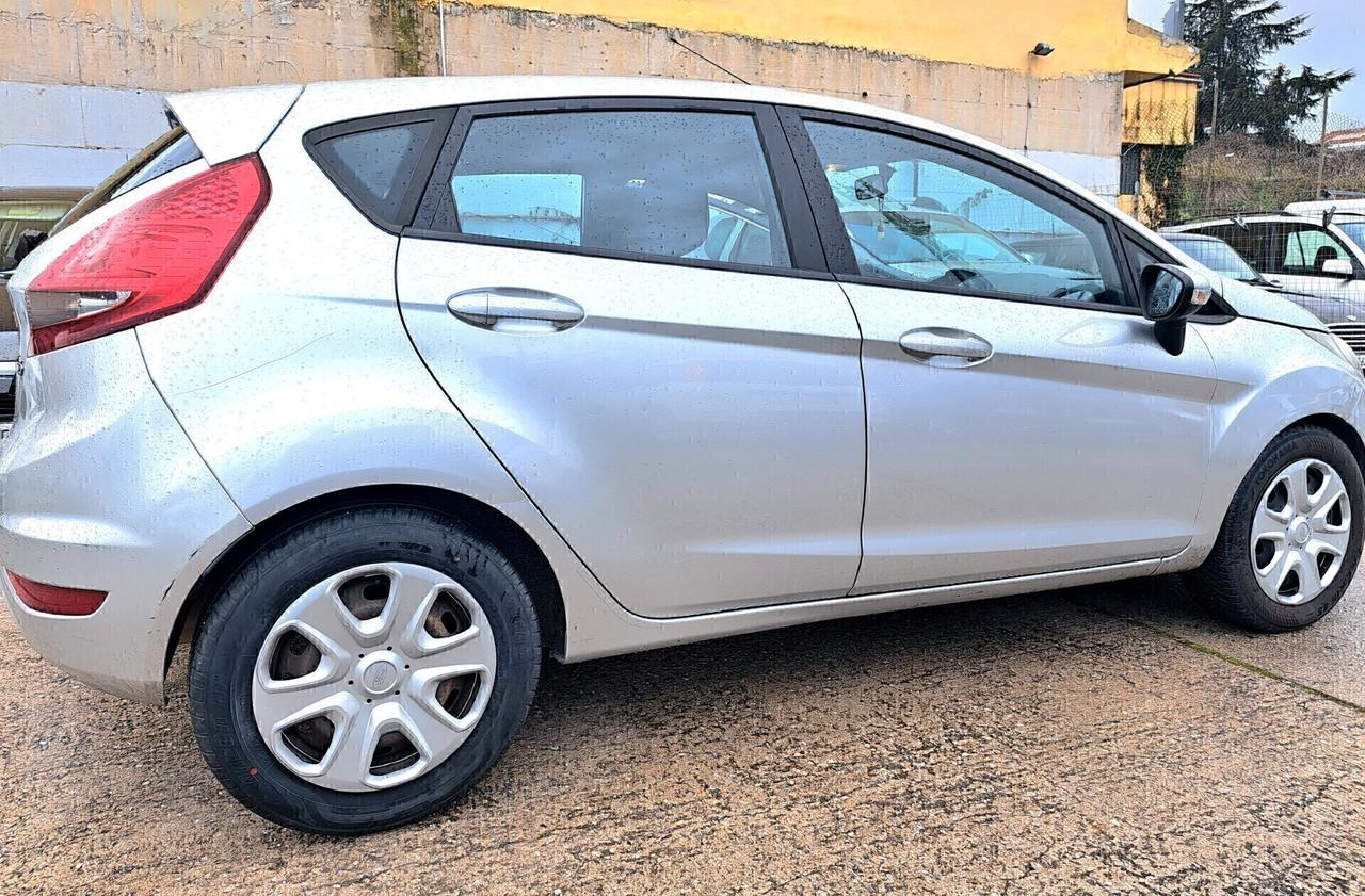 Ford Fiesta 1.4 TDCi 5p. Ghia