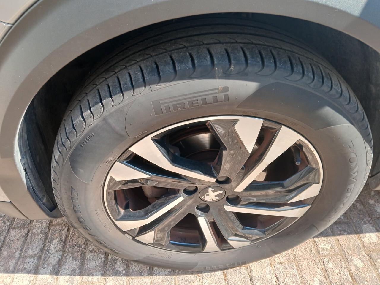 Peugeot 2008 Benzina Gancio traino