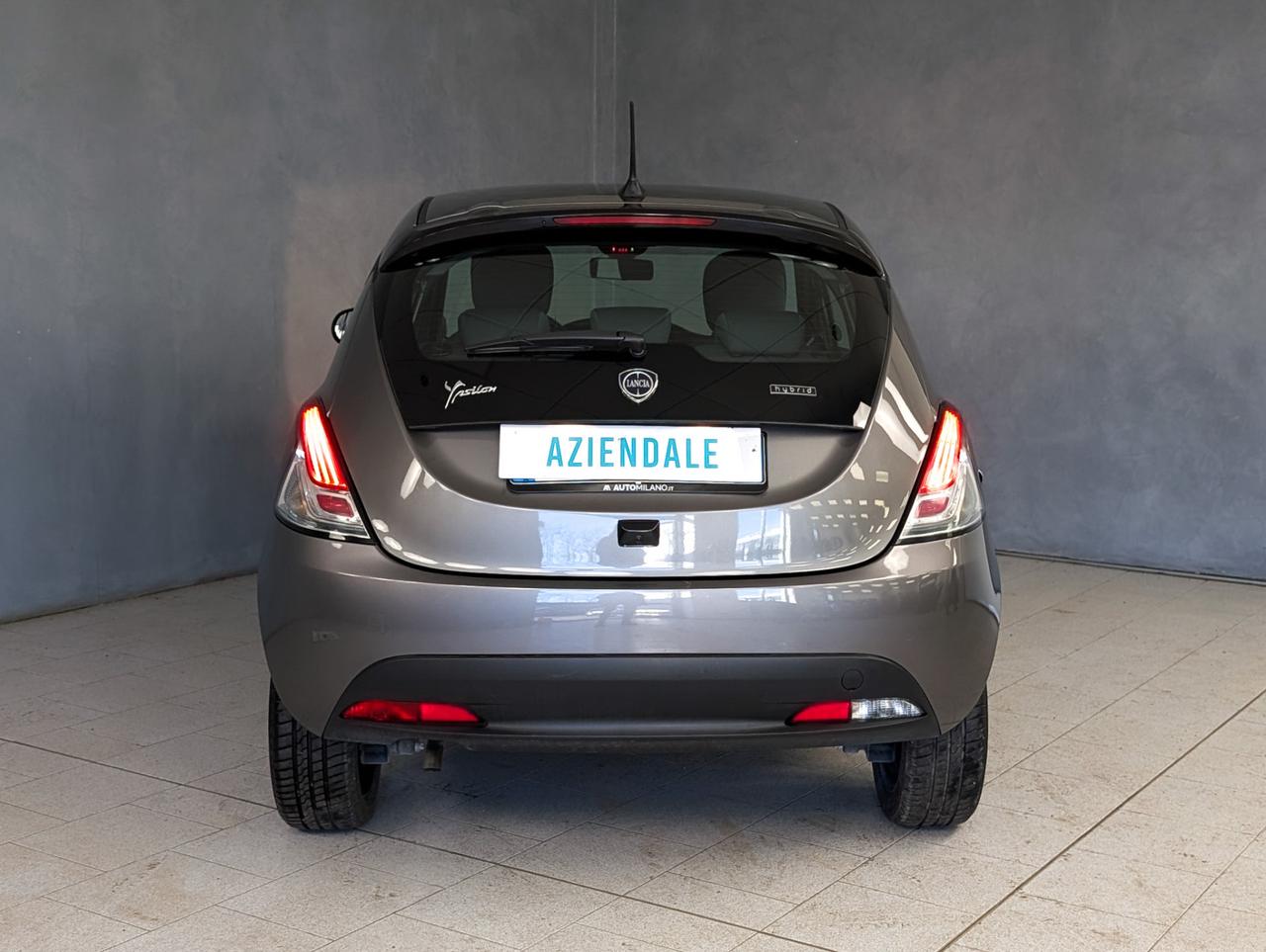 Lancia Ypsilon 1.0 Hybrid 70cv Gold