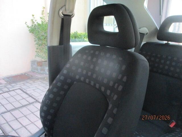 Volkswagen New Beetle HERBIE53