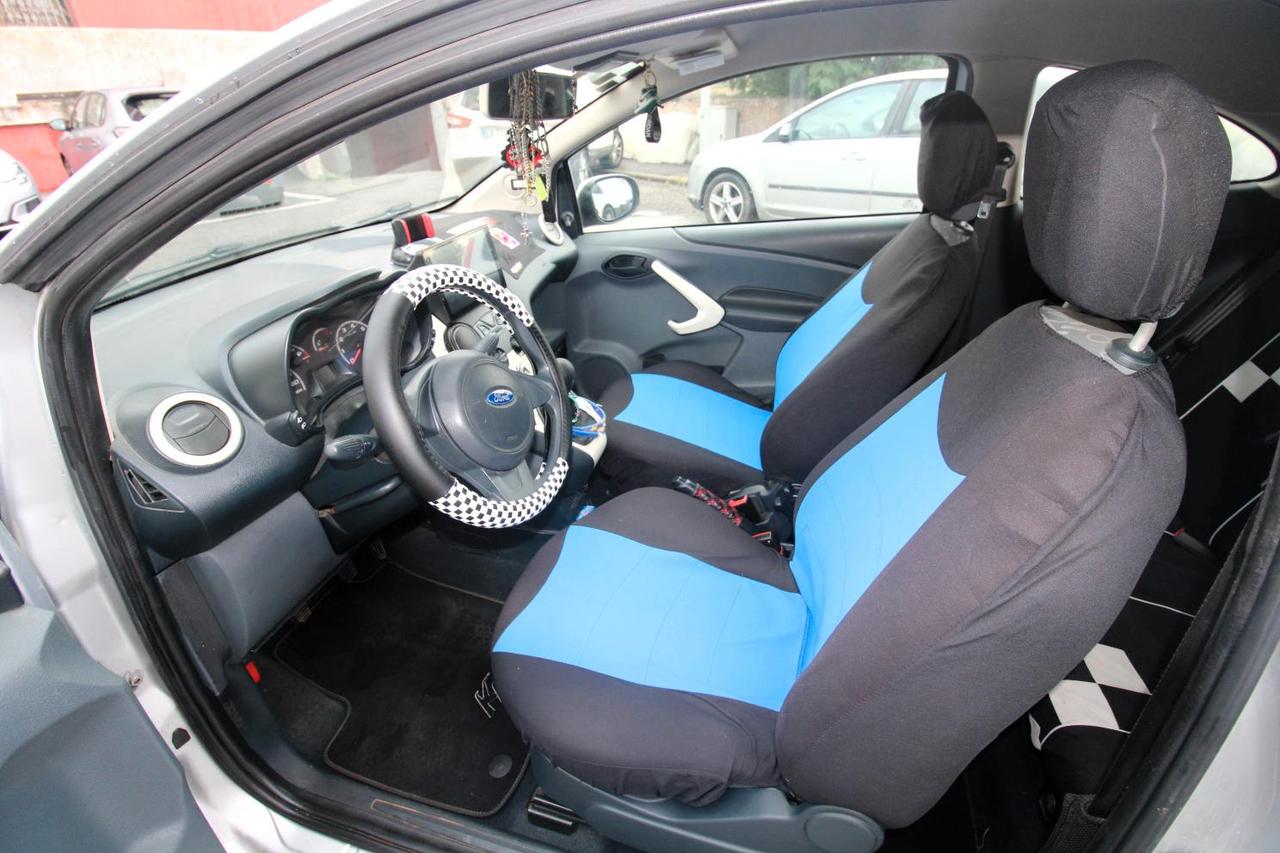 Ford Ka/Ka+ 1.2 8V 69CV INDIVIDUAL BLACK & WHITE
